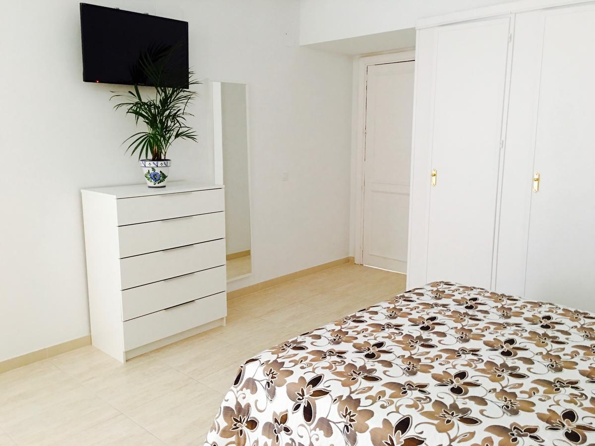 Apartamentos Carmen Teresa 托雷莫利诺斯 外观 照片