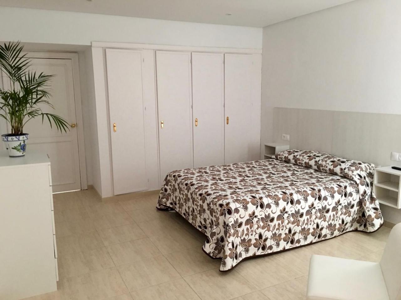 Apartamentos Carmen Teresa 托雷莫利诺斯 外观 照片